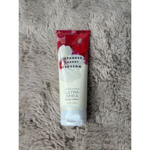 NWT Bath & Body Works Japanese Cherry Blossom Ultra Shea Moisturizer Body Cream